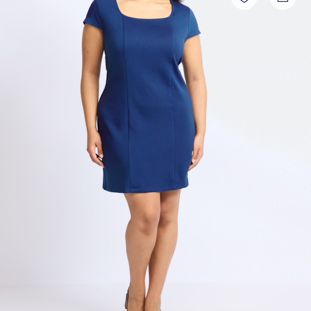 Chic Navy Women's Mini Dress